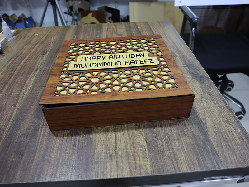 Laser Cut Personalized Packing Wooden Gift Box Design | Vectors File