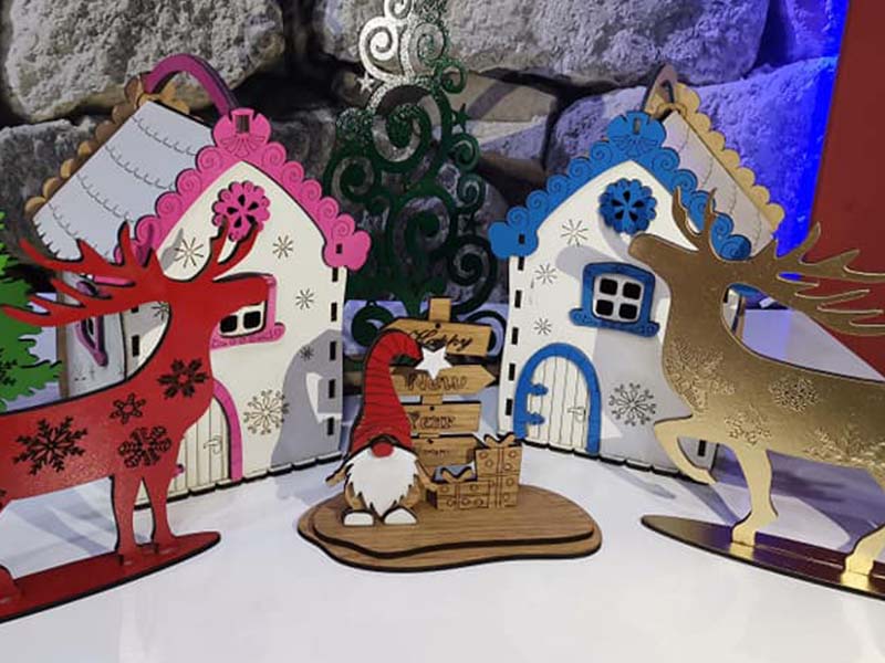 Laser Cut Happy New Year and Christmas Decoration Stand