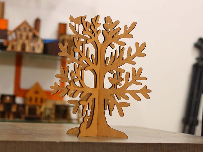 Laser Cut 3D Tree Model for Decoration