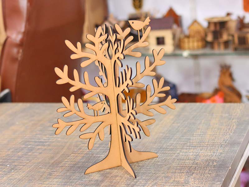 Laser Cut 3D Tree Model for Decoration