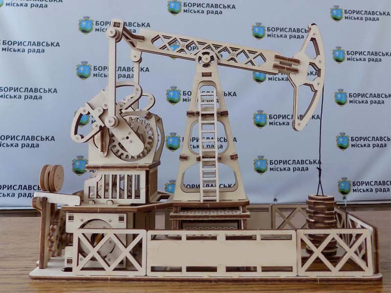 Laser Cut Oil Pumping Station 3D Puzzle Model Kit