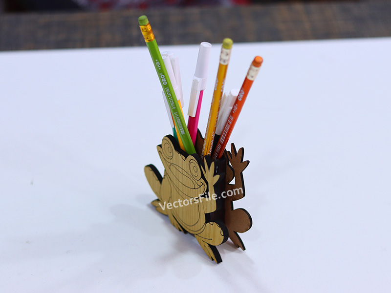 Laser Cut Wooden Frog Shape Pencil and Pen Holder for Kids