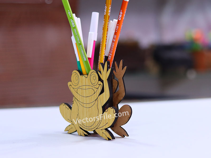 Laser Cut Wooden Frog Shape Pencil and Pen Holder for Kids