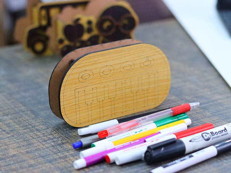Laser Cut Piano Pattern Wooden Pen and Pencil Holder