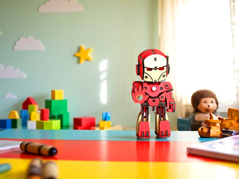 Laser Cut Wood Puzzle Superhero Iron Man Miniature 3D Model Kit
