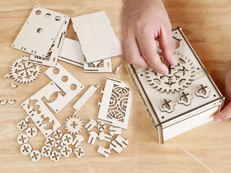 Laser Cut Wooden Gift Box with Lock Mechanism