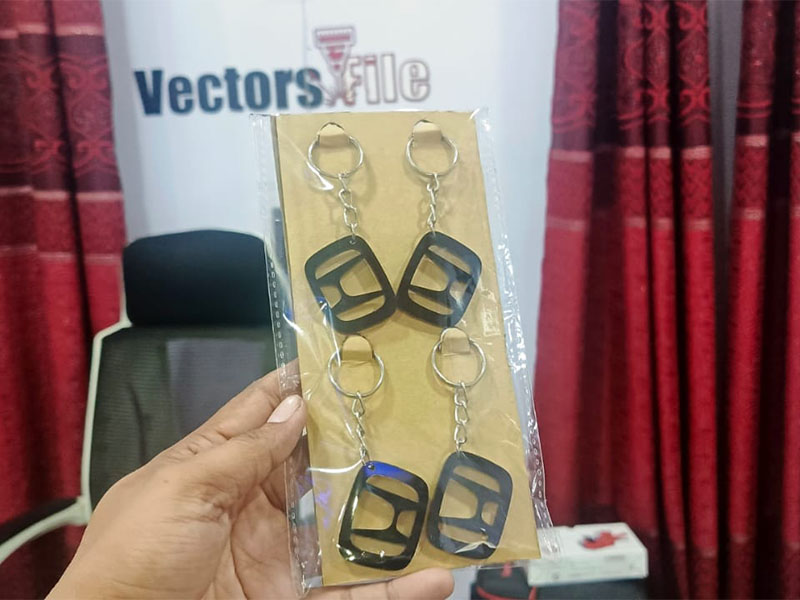Laser Cut Honda Logo Keyring with Packing Card Template