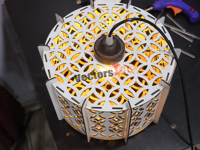 Laser Cut Decorative Wooden Pendant Lamp with Grill Pattern Design
