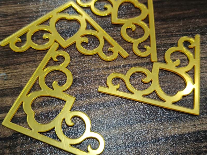 Laser Cut Corner Design Cutout with Heart Design