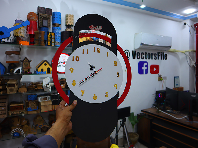 Laser Cut Modern Wall Clock with Ring Pattern Design