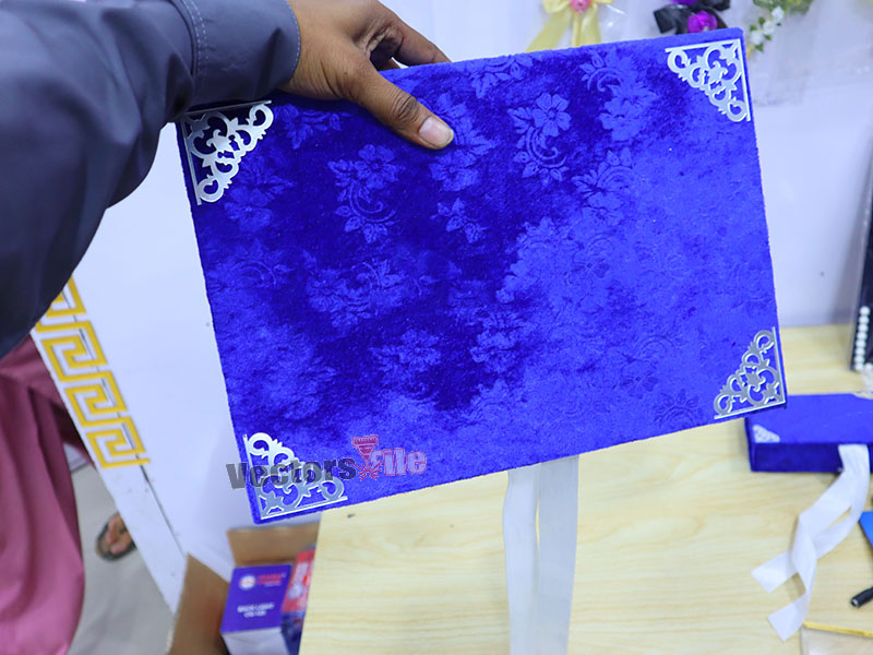 Laser Cut Personalized DIY Wedding Gift Box Idea