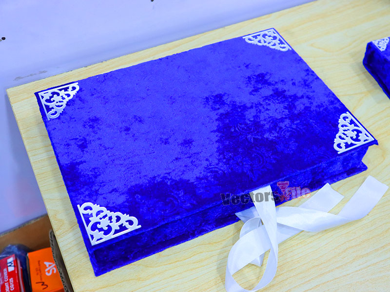 Laser Cut Personalized DIY Wedding Gift Box Idea