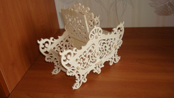 Laser Cut Wooden Decorative Basket With Lid CDR File