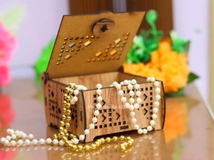 Laser Cut Gift Box with Lock Chocolate Box Jewelry Box Design